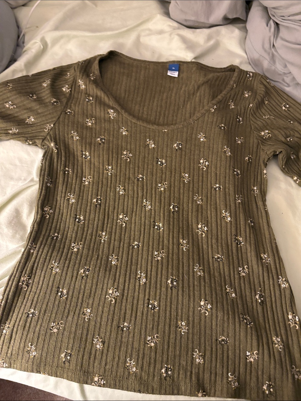 Old Navy Olive Ribbed Scoop-Neck Sweater with Small Floral Embroidery
